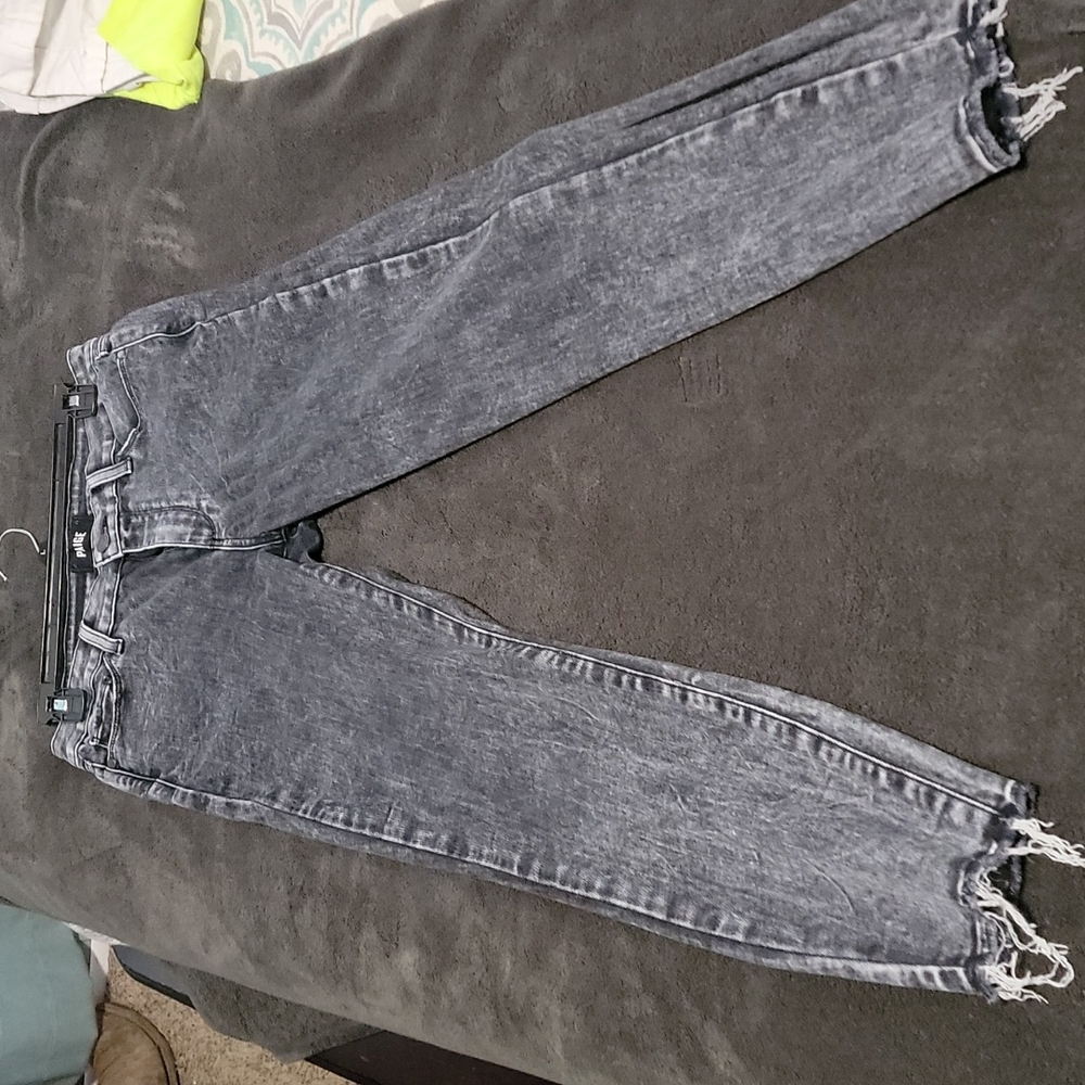 Skinny jeans